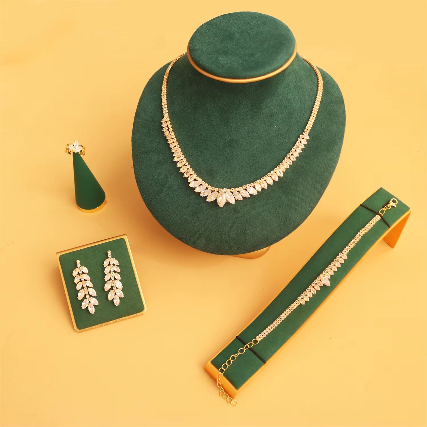Luxury Women'S Jewelry Elegant Bridal Necklace Earrings Bracelets Rings 4-Piece Set Bridal Wedding Party Jewelry Accessories
