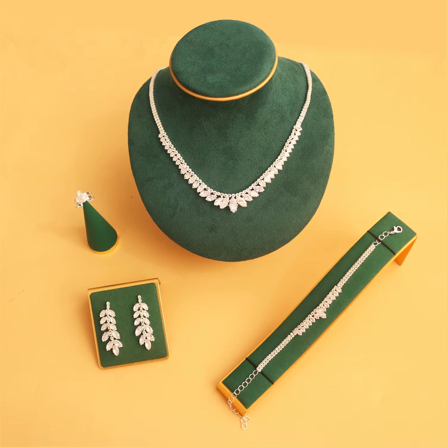 Luxury Women'S Jewelry Elegant Bridal Necklace Earrings Bracelets Rings 4-Piece Set Bridal Wedding Party Jewelry Accessories